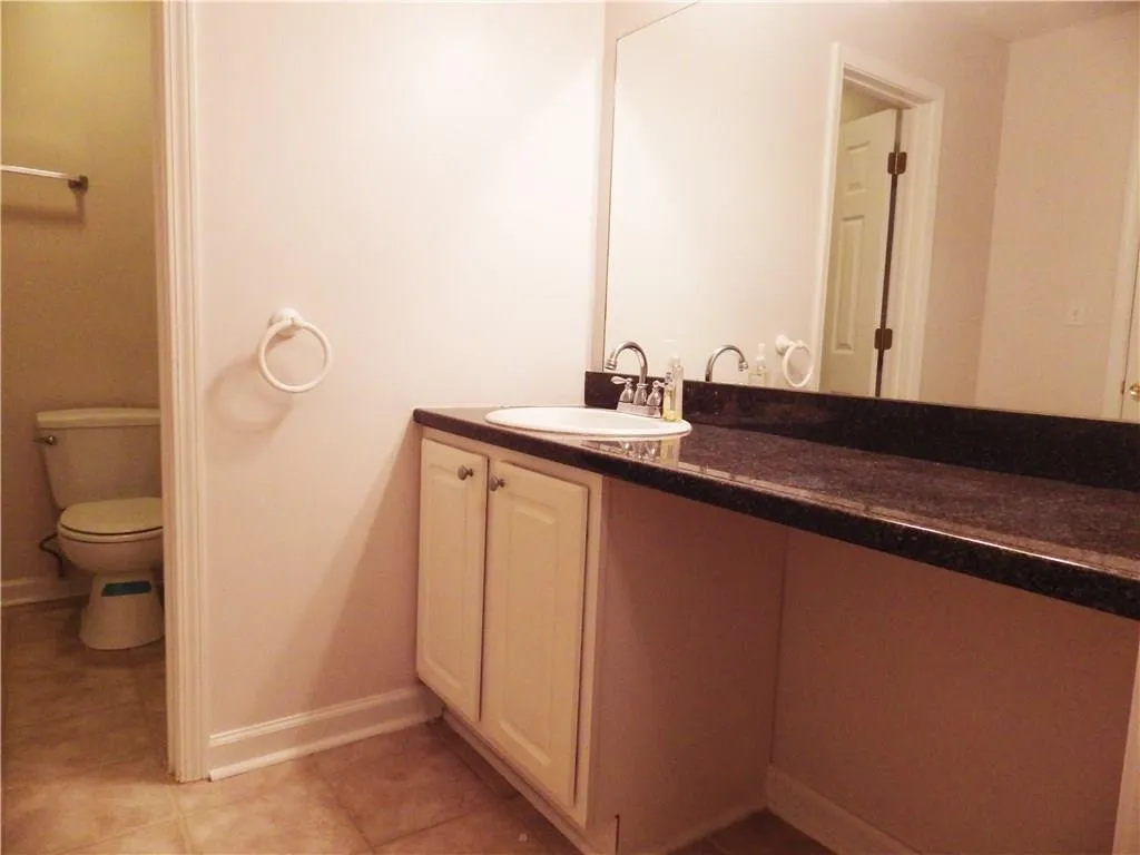 1806 Brighton Point, Sandy Springs, Georgia 30328, 3 Bedrooms Bedrooms, ,2 BathroomsBathrooms,Residential,Sold,1806 Brighton Point,5931644