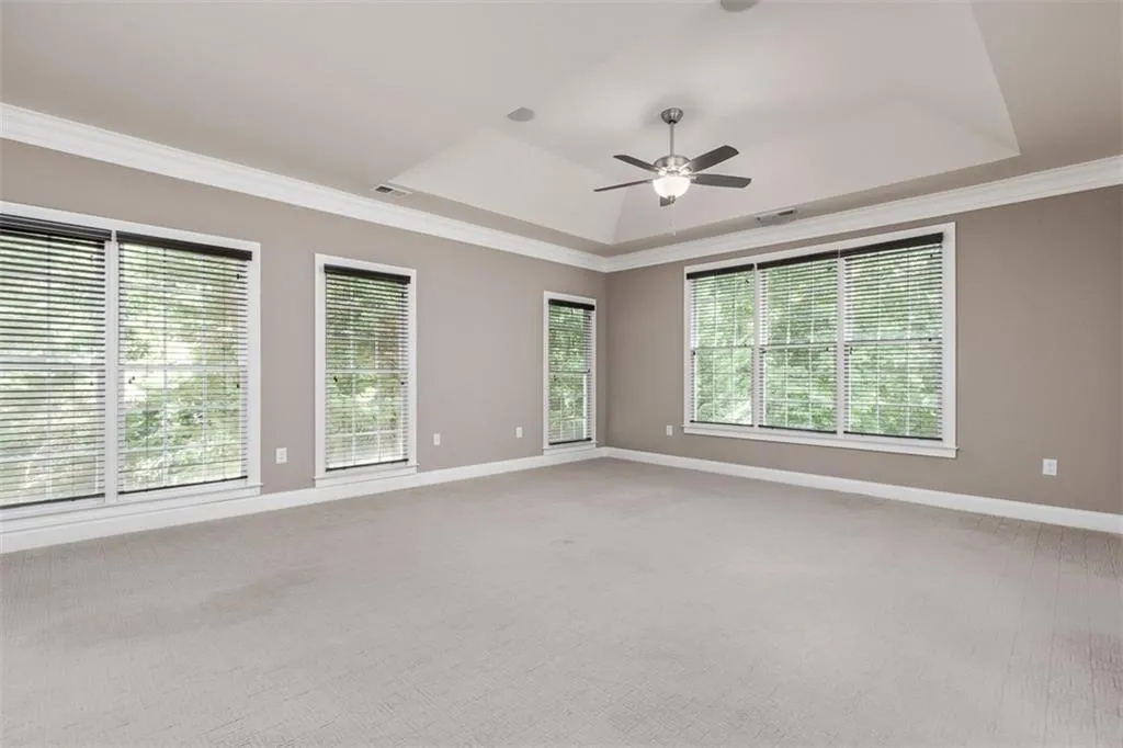 5450 Battery Lane, Sandy Springs, Georgia 30342, 4 Bedrooms Bedrooms, ,3 BathroomsBathrooms,Residential,Sold,5450 Battery Lane,6916918