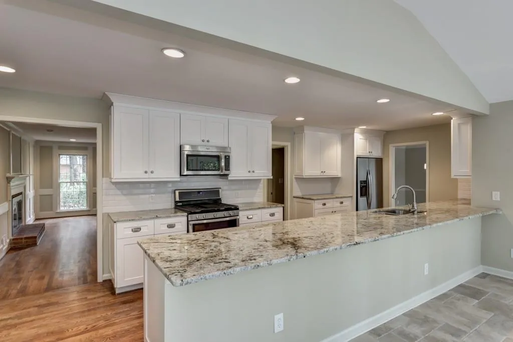 225 Brackenwood Circle, Sandy Springs, Georgia 30328, 5 Bedrooms Bedrooms, ,3 BathroomsBathrooms,Residential,Sold,225 Brackenwood Circle,5615420