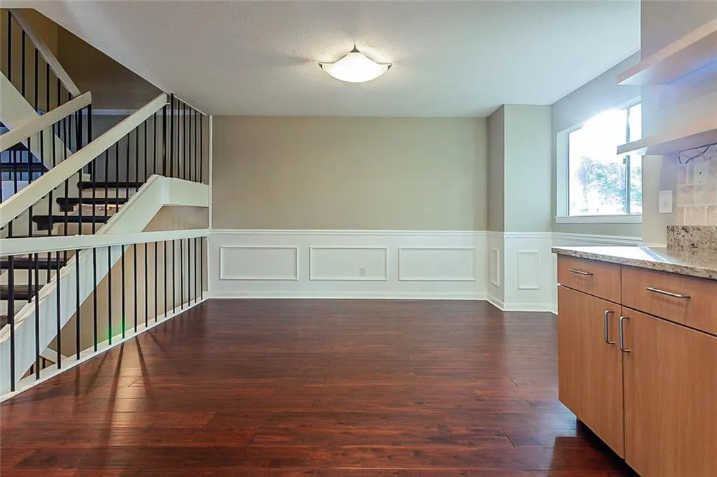 7351 Cardigan Circle, Atlanta, Georgia 30328, 4 Bedrooms Bedrooms, ,3 BathroomsBathrooms,Residential,Sold,7351 Cardigan Circle,6879527