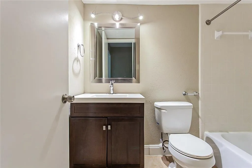 7351 Cardigan Circle, Atlanta, Georgia 30328, 4 Bedrooms Bedrooms, ,3 BathroomsBathrooms,Residential,Sold,7351 Cardigan Circle,6879527