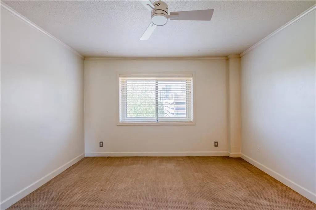 2285 Peachtree Road Ne Unit 604, Atlanta, Georgia 30309, 1 Bedroom Bedrooms, ,1 BathroomBathrooms,Residential,For Sale,2285 Peachtree Road Ne Unit 604,7557376