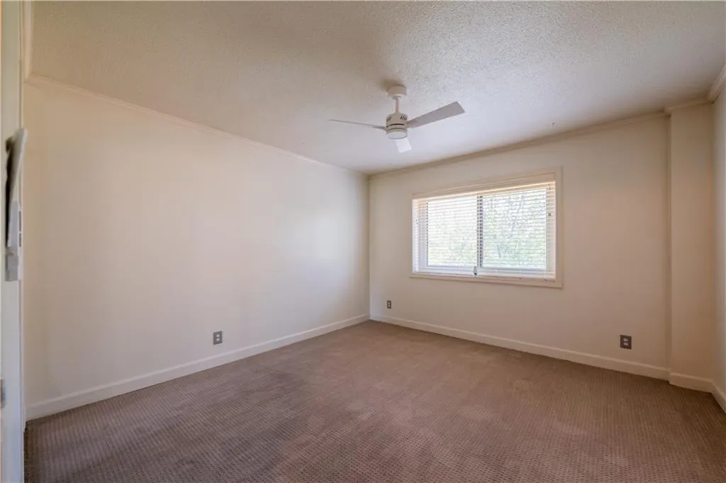 2285 Peachtree Road Ne Unit 604, Atlanta, Georgia 30309, 1 Bedroom Bedrooms, ,1 BathroomBathrooms,Residential,For Sale,2285 Peachtree Road Ne Unit 604,7557376