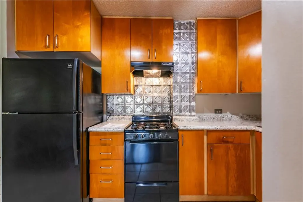 2285 Peachtree Road Ne Unit 604, Atlanta, Georgia 30309, 1 Bedroom Bedrooms, ,1 BathroomBathrooms,Residential,For Sale,2285 Peachtree Road Ne Unit 604,7557376