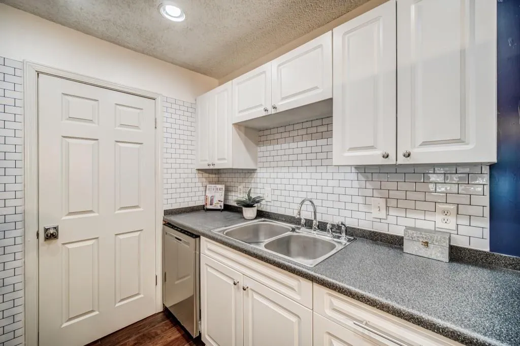 5002 Wingate Way, Atlanta, Georgia 30350, 2 Bedrooms Bedrooms, ,2 BathroomsBathrooms,Residential,Sold,5002 Wingate Way,6948284