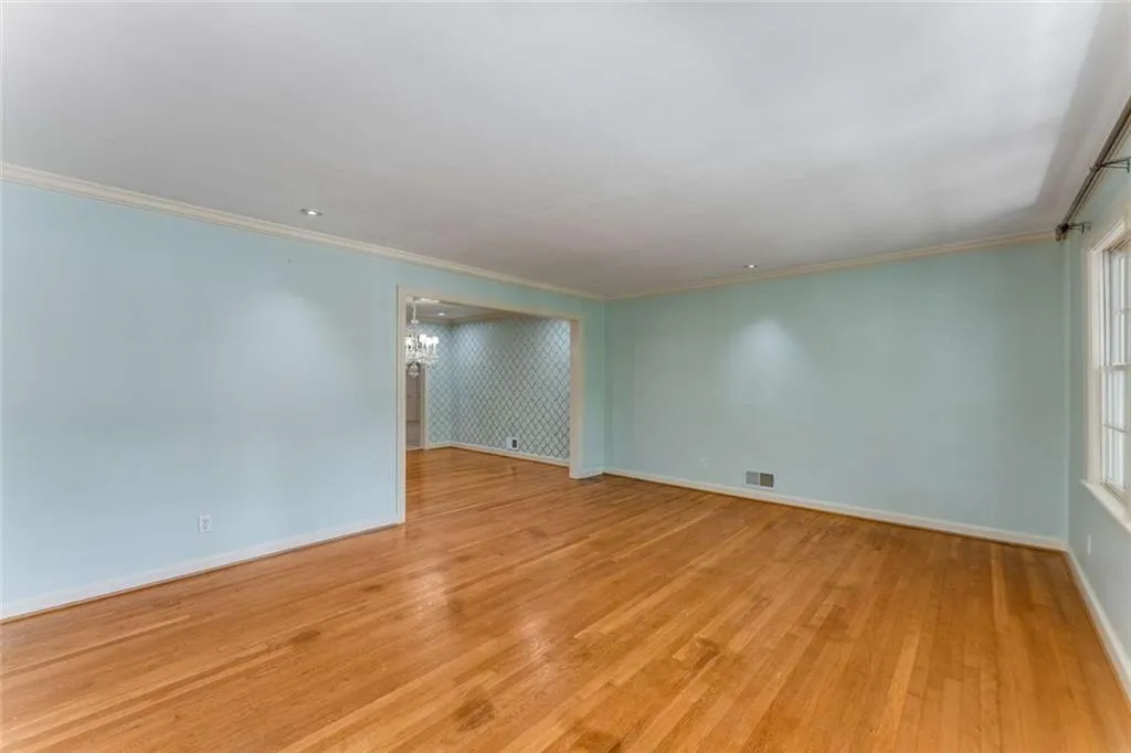 2517 Birchwood Drive Ne, Atlanta, Georgia 30305, 3 Bedrooms Bedrooms, ,4 BathroomsBathrooms,Residential,For Sale,2517 Birchwood Drive Ne,7578653