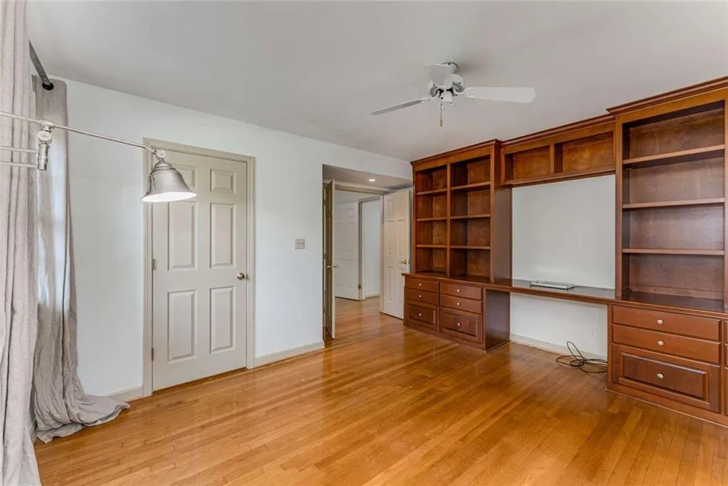 2517 Birchwood Drive Ne, Atlanta, Georgia 30305, 3 Bedrooms Bedrooms, ,4 BathroomsBathrooms,Residential,For Sale,2517 Birchwood Drive Ne,7578653