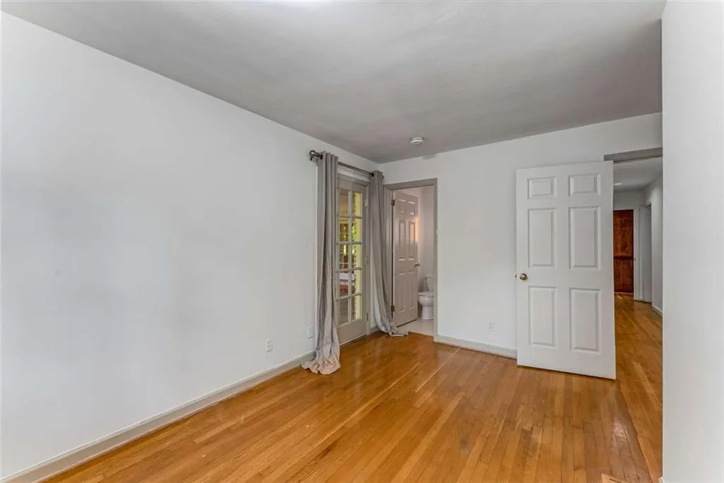 2517 Birchwood Drive Ne, Atlanta, Georgia 30305, 3 Bedrooms Bedrooms, ,4 BathroomsBathrooms,Residential,For Sale,2517 Birchwood Drive Ne,7578653