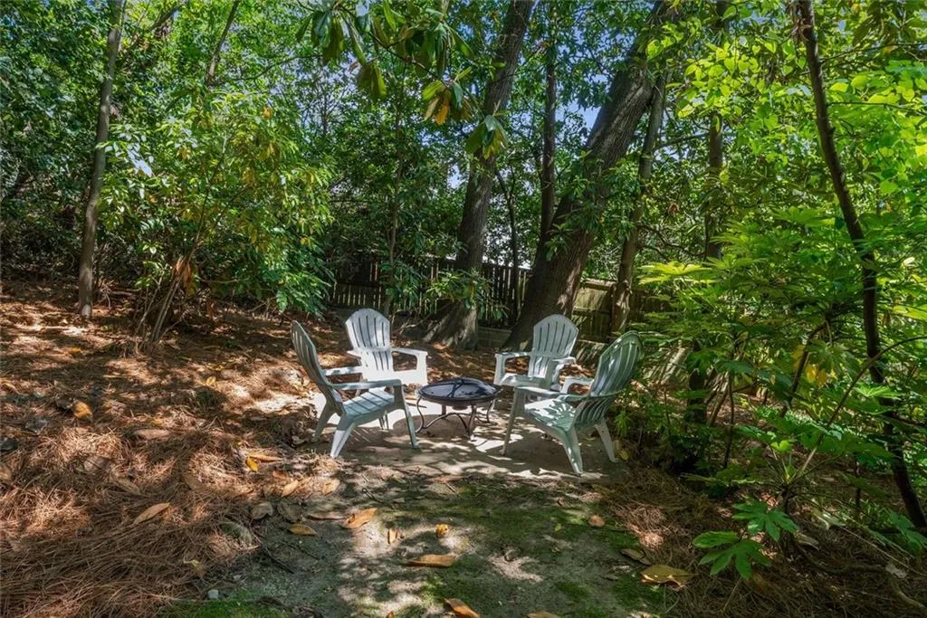 2517 Birchwood Drive Ne, Atlanta, Georgia 30305, 3 Bedrooms Bedrooms, ,4 BathroomsBathrooms,Residential,For Sale,2517 Birchwood Drive Ne,7578653