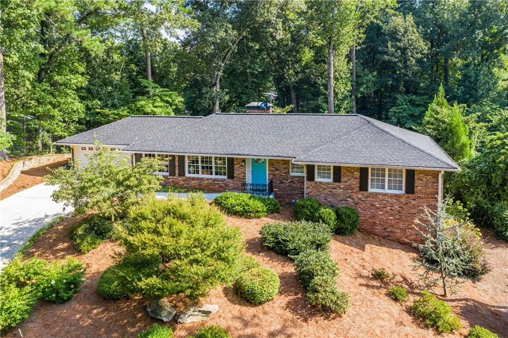 75 River Springs Drive, Atlanta, Georgia 30328, 4 Bedrooms Bedrooms, ,3 BathroomsBathrooms,Residential,Sold,75 River Springs Drive,6768896