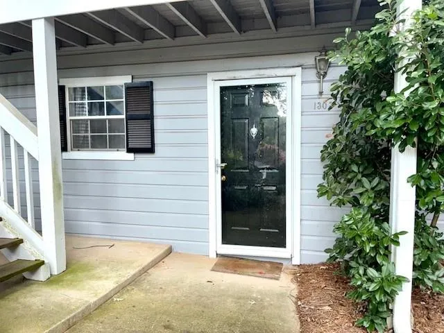 1303 Natchez Trace, Sandy Springs, Georgia 30350