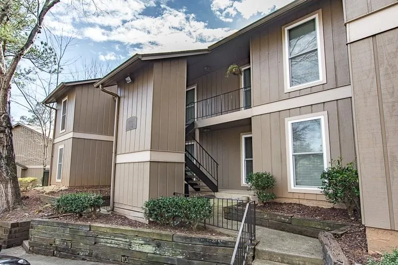 8740 Roswell Road Unit 7a, Sandy Springs, Georgia 30350, 2 Bedrooms Bedrooms, ,2 BathroomsBathrooms,Residential,Sold,8740 Roswell Road Unit 7a,5793897