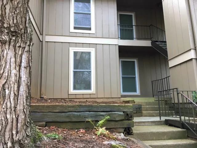 8740 Roswell Road Unit 7a, Sandy Springs, Georgia 30350, 2 Bedrooms Bedrooms, ,2 BathroomsBathrooms,Residential,Sold,8740 Roswell Road Unit 7a,5793897