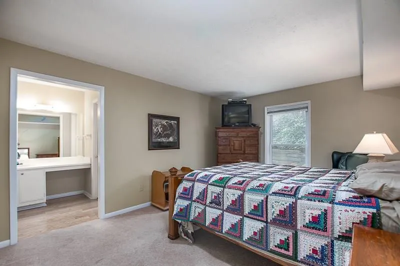 8740 Roswell Road Unit 7a, Sandy Springs, Georgia 30350, 2 Bedrooms Bedrooms, ,2 BathroomsBathrooms,Residential,Sold,8740 Roswell Road Unit 7a,5793897
