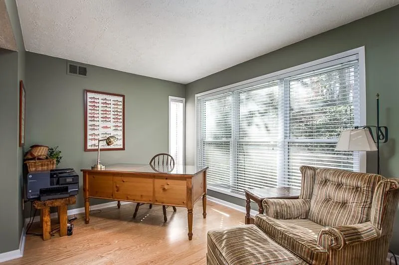 8740 Roswell Road Unit 7a, Sandy Springs, Georgia 30350, 2 Bedrooms Bedrooms, ,2 BathroomsBathrooms,Residential,Sold,8740 Roswell Road Unit 7a,5793897