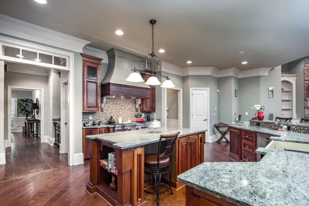 26 Wing Mill Road, Sandy Springs, Georgia 30350, 5 Bedrooms Bedrooms, ,5 BathroomsBathrooms,Residential,Sold,26 Wing Mill Road,5901814