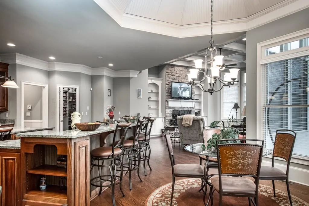 26 Wing Mill Road, Sandy Springs, Georgia 30350, 5 Bedrooms Bedrooms, ,5 BathroomsBathrooms,Residential,Sold,26 Wing Mill Road,5901814