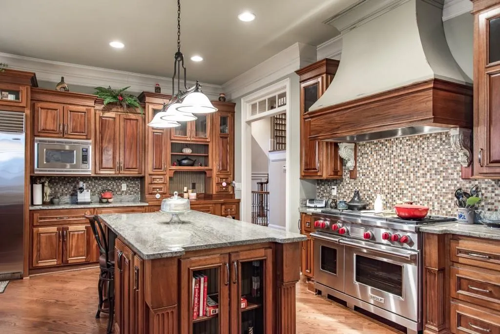 26 Wing Mill Road, Sandy Springs, Georgia 30350, 5 Bedrooms Bedrooms, ,5 BathroomsBathrooms,Residential,Sold,26 Wing Mill Road,5901814