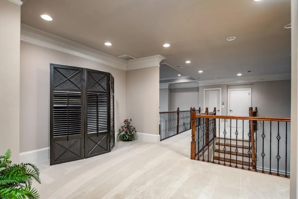 26 Wing Mill Road, Sandy Springs, Georgia 30350, 5 Bedrooms Bedrooms, ,5 BathroomsBathrooms,Residential,Sold,26 Wing Mill Road,5901814