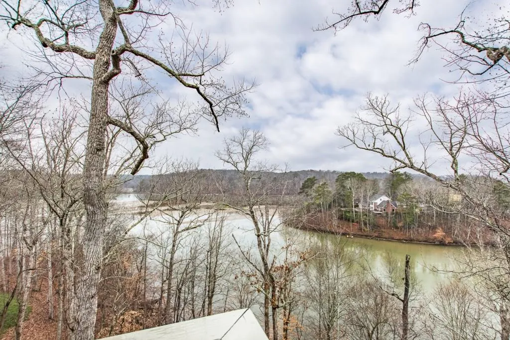 26 Wing Mill Road, Sandy Springs, Georgia 30350, 5 Bedrooms Bedrooms, ,5 BathroomsBathrooms,Residential,Sold,26 Wing Mill Road,5901814
