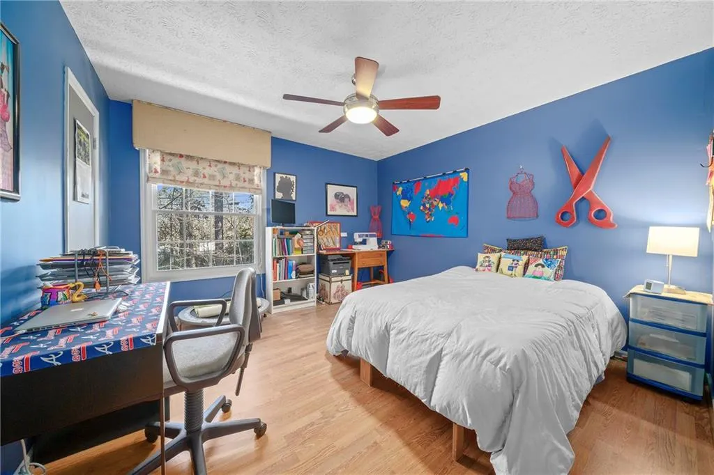725 Dalrymple Road Unit 1d, Sandy Springs, Georgia 30328, 2 Bedrooms Bedrooms, ,2 BathroomsBathrooms,Residential,Sold,725 Dalrymple Road Unit 1d,6846451