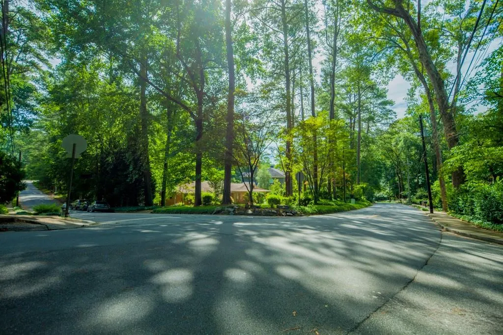 4417 Jett Road, Atlanta, Georgia 30327, 4 Bedrooms Bedrooms, ,4 BathroomsBathrooms,Residential,Sold,4417 Jett Road,5882625