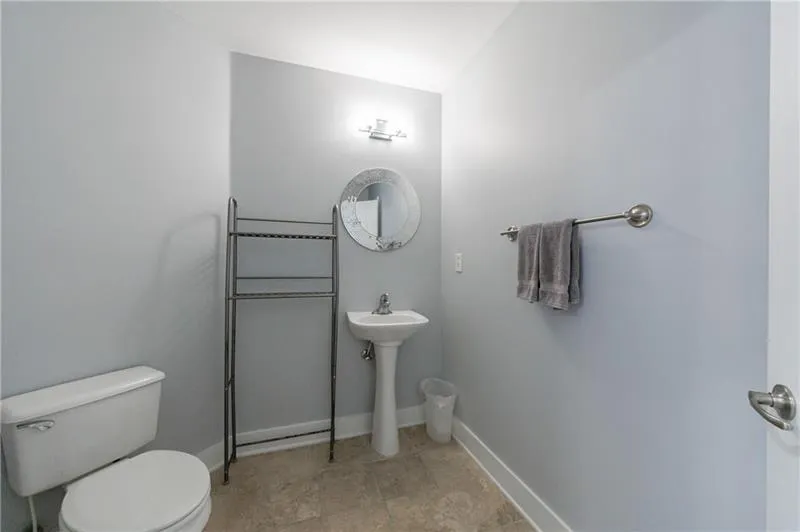 799 Hammond Drive Unit 423, Atlanta, Georgia 30328, 2 Bedrooms Bedrooms, ,2 BathroomsBathrooms,Residential,For Sale,799 Hammond Drive Unit 423,7762590
