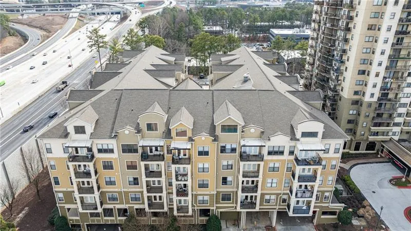 799 Hammond Drive Unit 423, Atlanta, Georgia 30328, 2 Bedrooms Bedrooms, ,2 BathroomsBathrooms,Residential,For Sale,799 Hammond Drive Unit 423,7762590