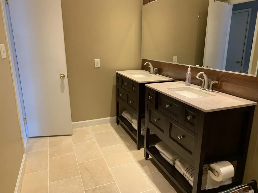 6520 Roswell Road Unit 46, Sandy Springs, Georgia 30328, 2 Bedrooms Bedrooms, ,1 BathroomBathrooms,Residential,Sold,6520 Roswell Road Unit 46,6088584