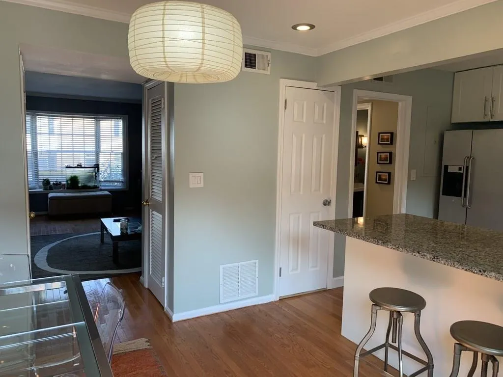 6520 Roswell Road Unit 46, Sandy Springs, Georgia 30328, 2 Bedrooms Bedrooms, ,1 BathroomBathrooms,Residential,Sold,6520 Roswell Road Unit 46,6088584