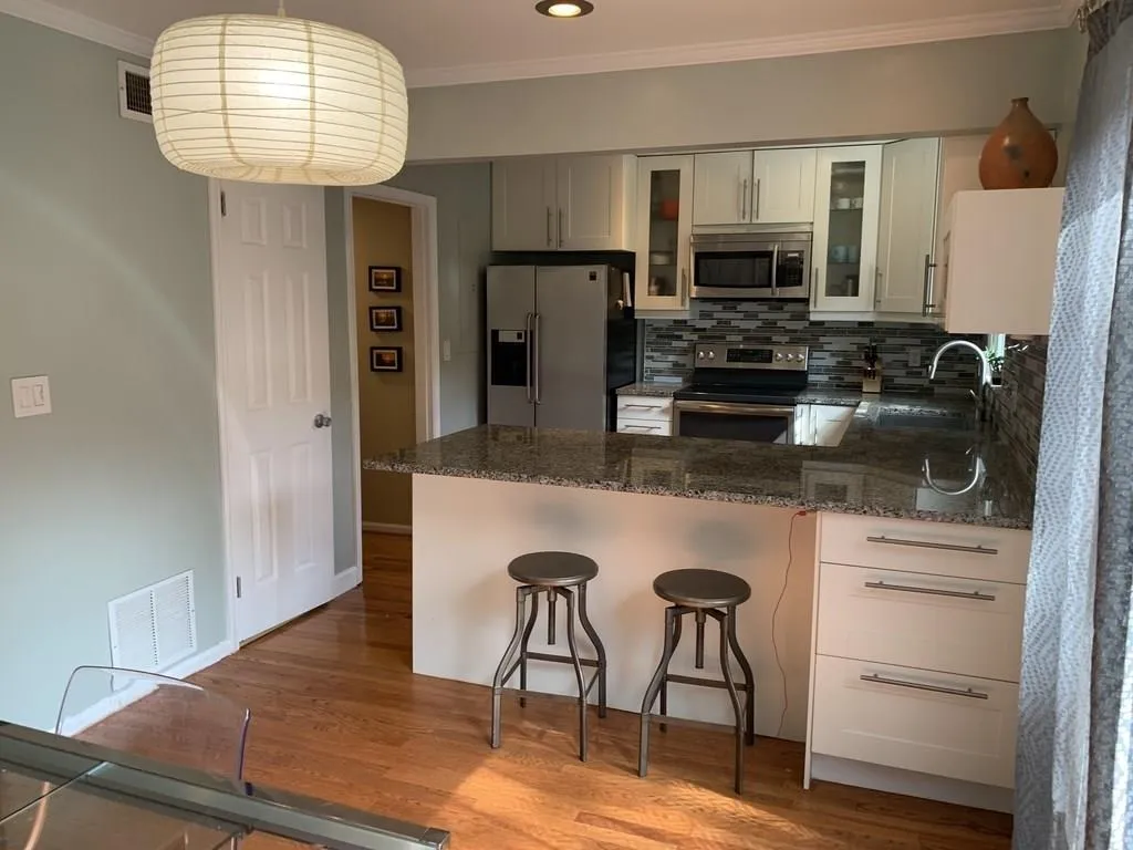 6520 Roswell Road Unit 46, Sandy Springs, Georgia 30328, 2 Bedrooms Bedrooms, ,1 BathroomBathrooms,Residential,Sold,6520 Roswell Road Unit 46,6088584