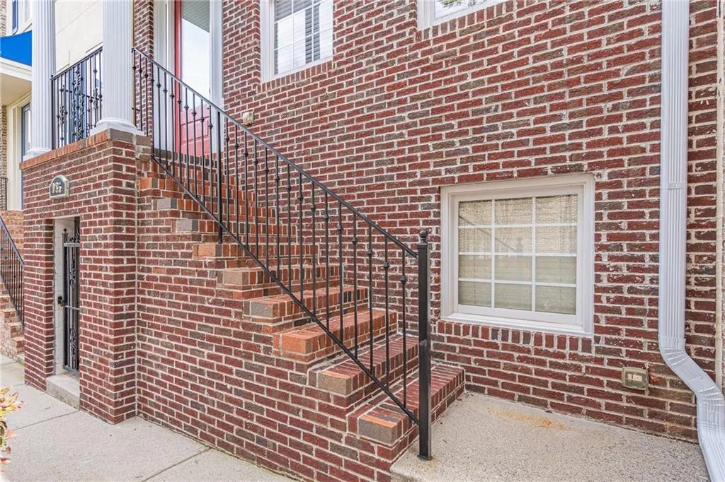 985 Pearl Point, Atlanta, Georgia 30328, 3 Bedrooms Bedrooms, ,3 BathroomsBathrooms,Residential,Sold,985 Pearl Point,7464038