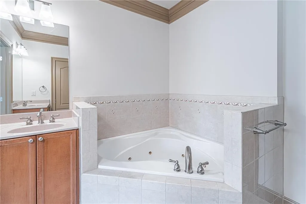 985 Pearl Point, Atlanta, Georgia 30328, 3 Bedrooms Bedrooms, ,3 BathroomsBathrooms,Residential,Sold,985 Pearl Point,7464038