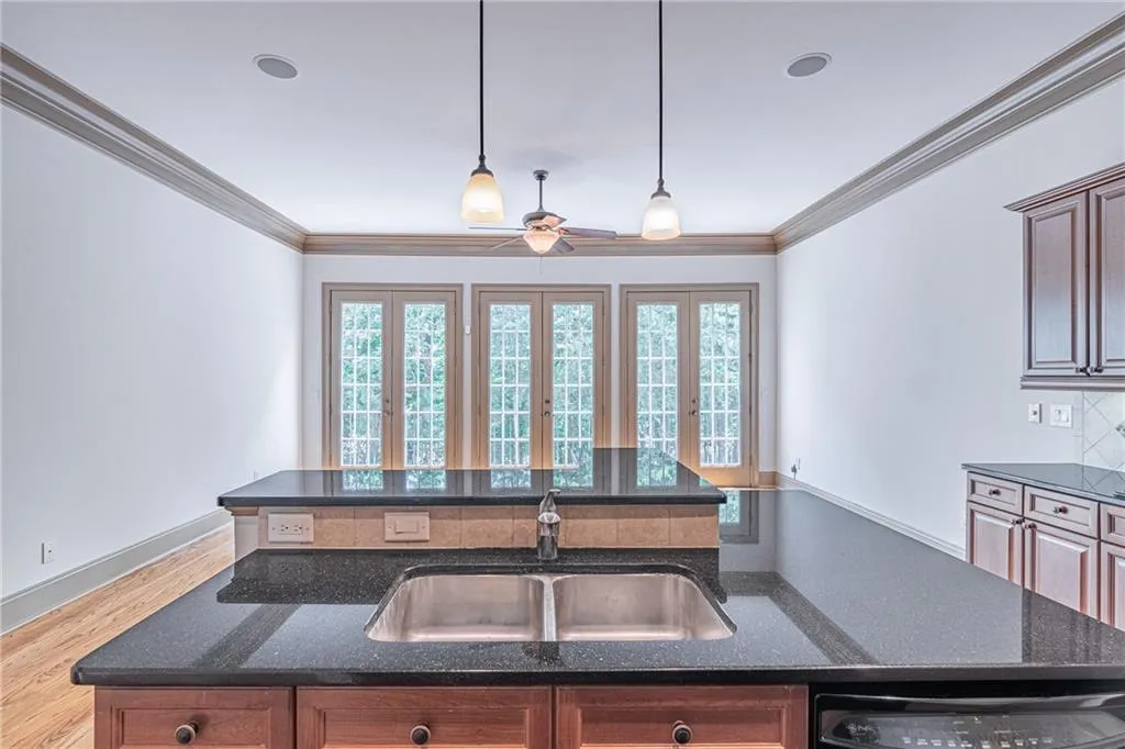 985 Pearl Point, Atlanta, Georgia 30328, 3 Bedrooms Bedrooms, ,3 BathroomsBathrooms,Residential,Sold,985 Pearl Point,7464038
