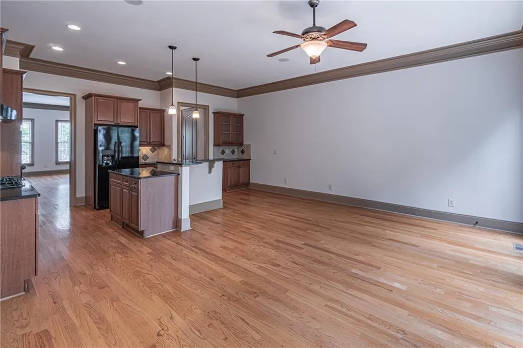 985 Pearl Point, Atlanta, Georgia 30328, 3 Bedrooms Bedrooms, ,3 BathroomsBathrooms,Residential,Sold,985 Pearl Point,7464038