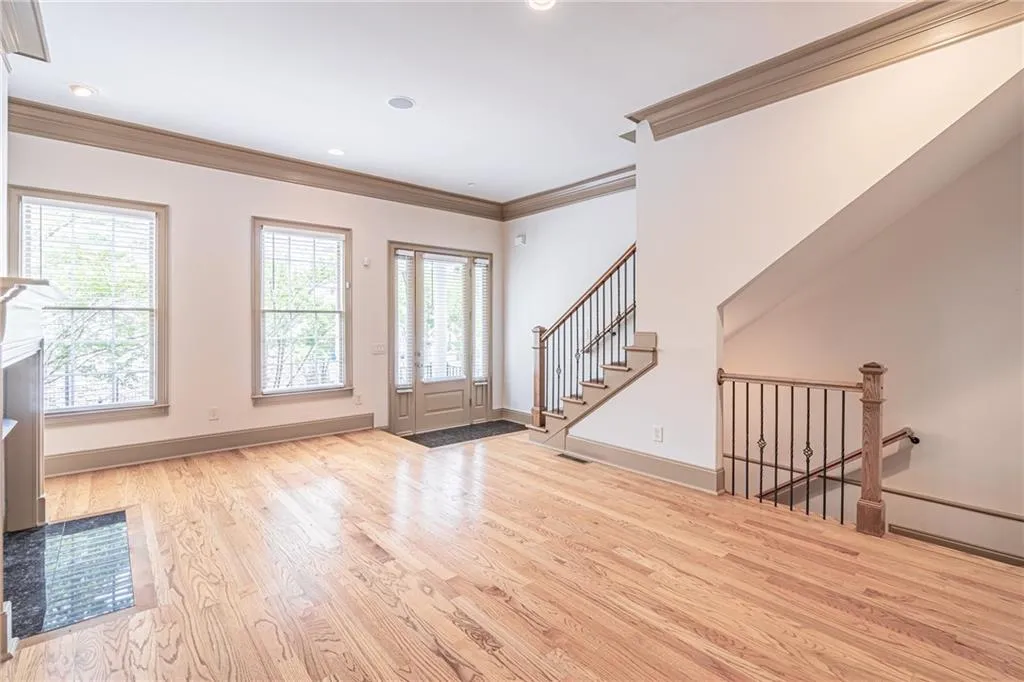 985 Pearl Point, Atlanta, Georgia 30328, 3 Bedrooms Bedrooms, ,3 BathroomsBathrooms,Residential,Sold,985 Pearl Point,7464038