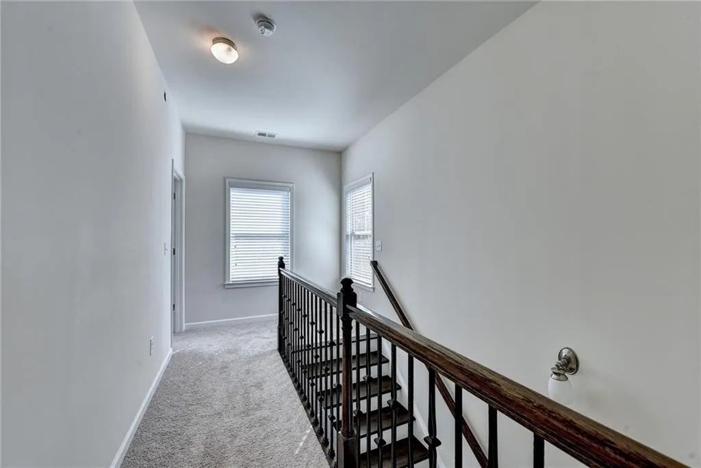 909 Dumaine Trace, Atlanta, Georgia 30328, 3 Bedrooms Bedrooms, ,3 BathroomsBathrooms,Residential,Sold,909 Dumaine Trace,6805509