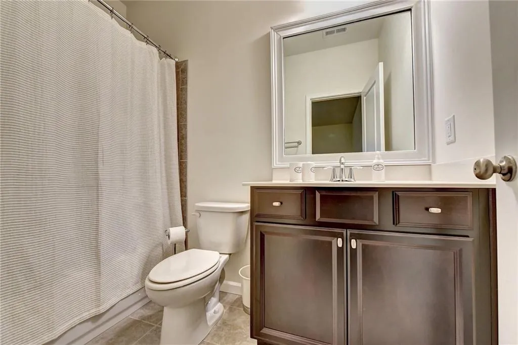 909 Dumaine Trace, Atlanta, Georgia 30328, 3 Bedrooms Bedrooms, ,3 BathroomsBathrooms,Residential,Sold,909 Dumaine Trace,6805509