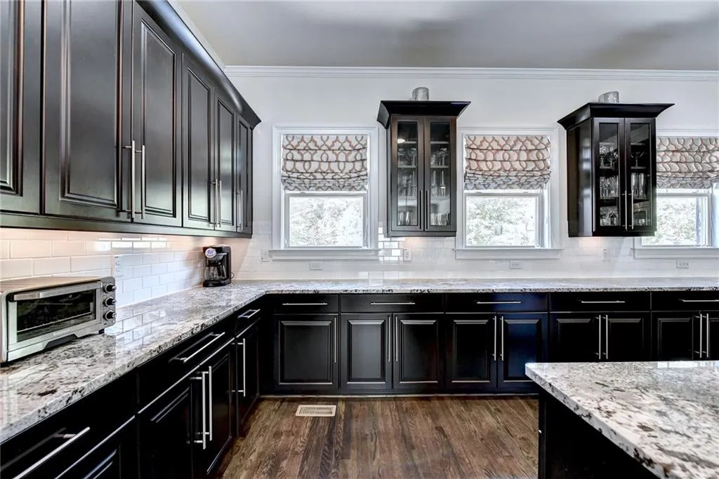 909 Dumaine Trace, Atlanta, Georgia 30328, 3 Bedrooms Bedrooms, ,3 BathroomsBathrooms,Residential,Sold,909 Dumaine Trace,6805509