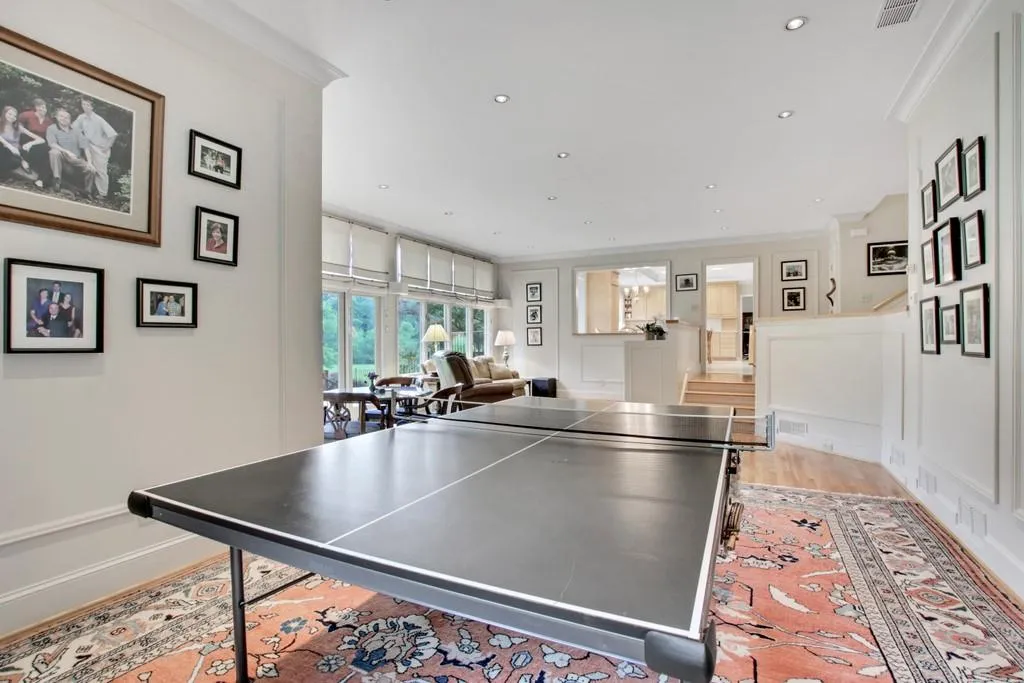 5005 Jett Road Nw, Atlanta, Georgia 30327, 3 Bedrooms Bedrooms, ,4 BathroomsBathrooms,Residential,Sold,5005 Jett Road Nw,6731425