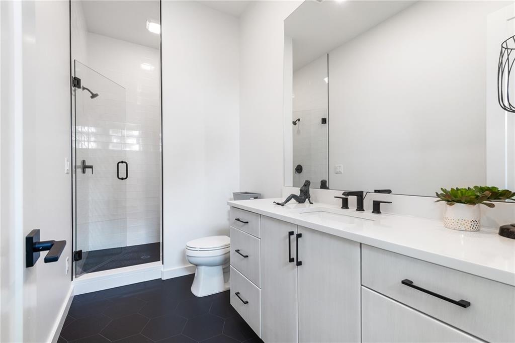 5475 Mt Vernon Pkwy, Sandy Springs, Georgia 30327, 5 Bedrooms Bedrooms, ,7 BathroomsBathrooms,Residential,Sold,5475 Mt Vernon Pkwy,7307267