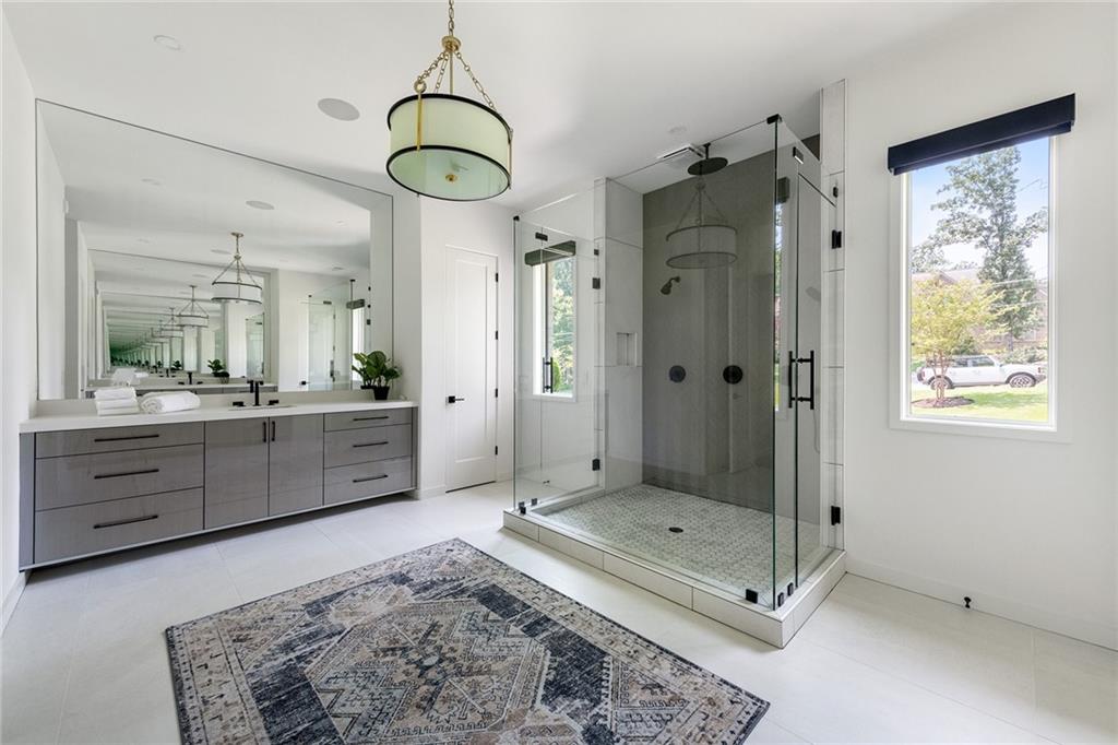 5475 Mt Vernon Pkwy, Sandy Springs, Georgia 30327, 5 Bedrooms Bedrooms, ,7 BathroomsBathrooms,Residential,Sold,5475 Mt Vernon Pkwy,7307267