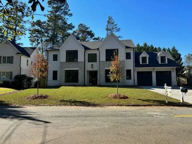 4550 Jolyn Place, Sandy Springs, Georgia 30342, 5 Bedrooms Bedrooms, ,5 BathroomsBathrooms,Residential,For Sale,4550 Jolyn Place,7632333
