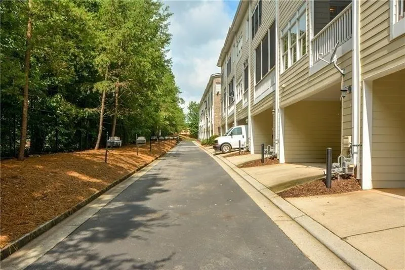 1035 Pearl Point Ne, Sandy Springs, Georgia 30328, 4 Bedrooms Bedrooms, ,3 BathroomsBathrooms,Residential,Sold,1035 Pearl Point Ne,6074308