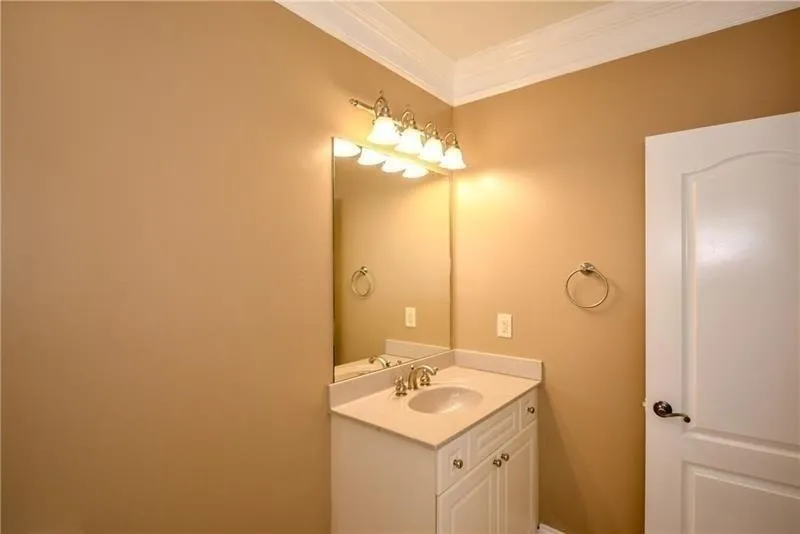 1035 Pearl Point Ne, Sandy Springs, Georgia 30328, 4 Bedrooms Bedrooms, ,3 BathroomsBathrooms,Residential,Sold,1035 Pearl Point Ne,6074308