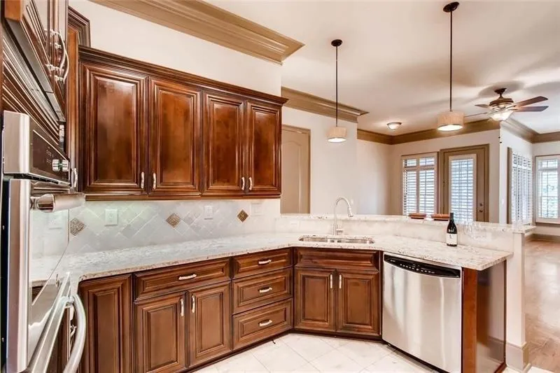 1035 Pearl Point Ne, Sandy Springs, Georgia 30328, 4 Bedrooms Bedrooms, ,3 BathroomsBathrooms,Residential,Sold,1035 Pearl Point Ne,6074308