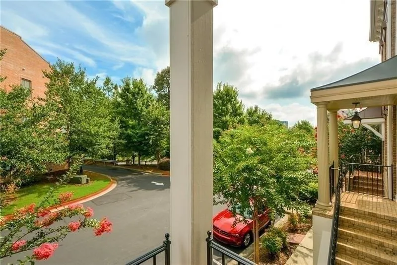 1035 Pearl Point Ne, Sandy Springs, Georgia 30328, 4 Bedrooms Bedrooms, ,3 BathroomsBathrooms,Residential,Sold,1035 Pearl Point Ne,6074308
