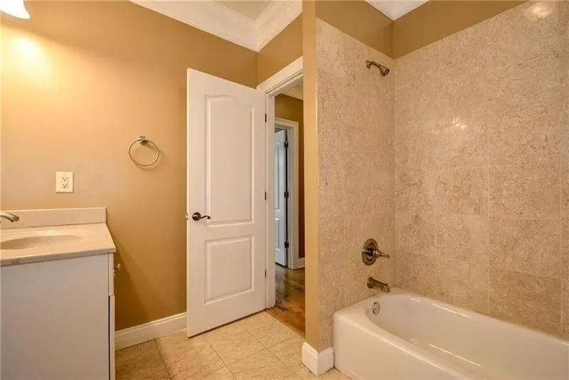 1035 Pearl Point Ne, Sandy Springs, Georgia 30328, 4 Bedrooms Bedrooms, ,3 BathroomsBathrooms,Residential,Sold,1035 Pearl Point Ne,6074308