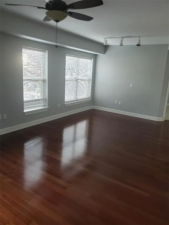 200 River Vista Drive Unit 303, Atlanta, Georgia 30339, 2 Bedrooms Bedrooms, ,2 BathroomsBathrooms,Residential,Sold,200 River Vista Drive Unit 303,6819380
