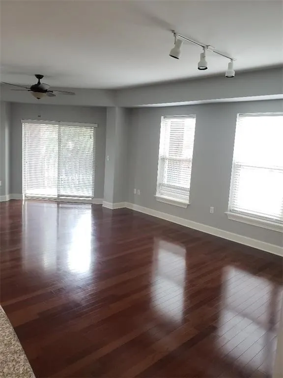 200 River Vista Drive Unit 303, Atlanta, Georgia 30339, 2 Bedrooms Bedrooms, ,2 BathroomsBathrooms,Residential,Sold,200 River Vista Drive Unit 303,6819380